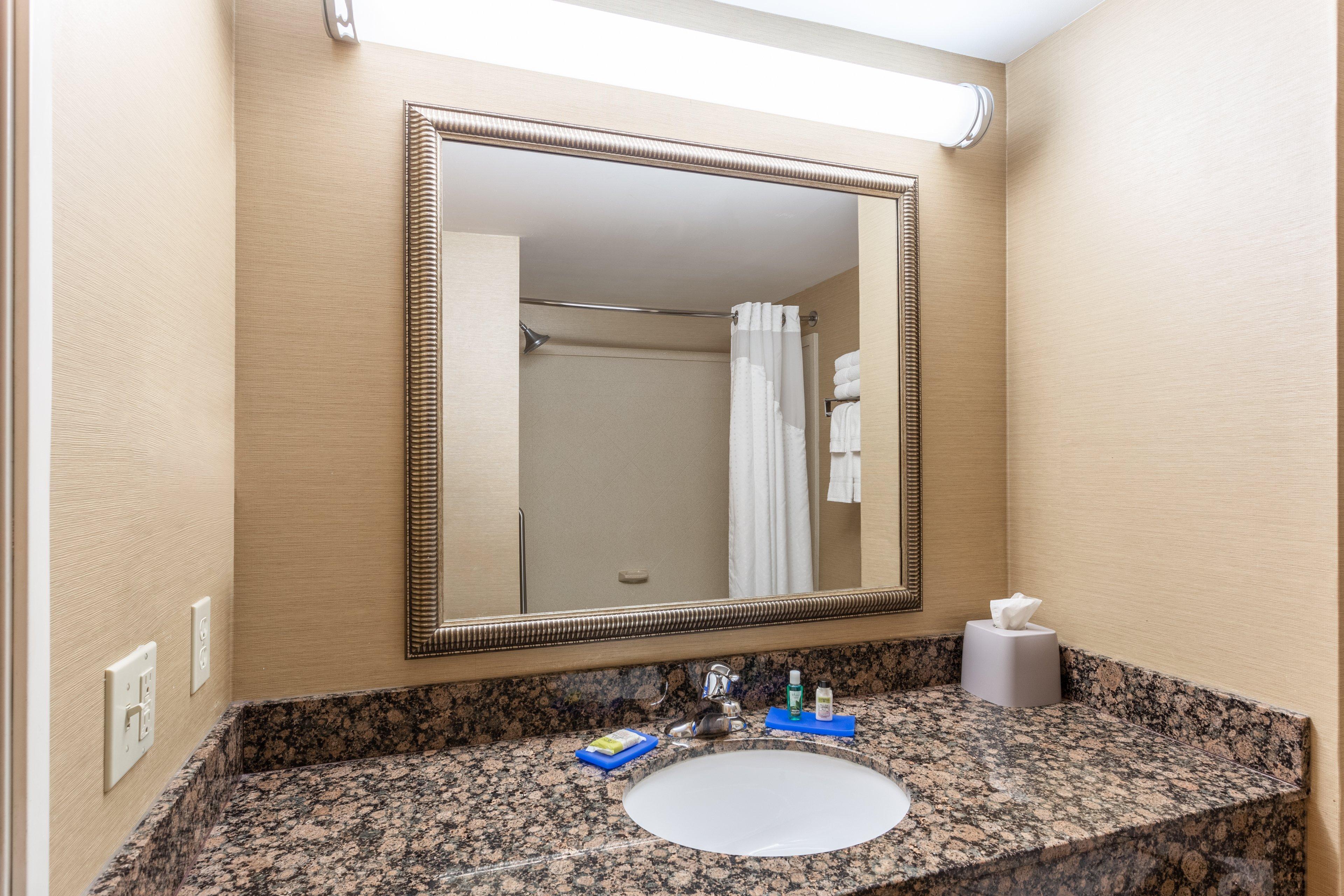Holiday Inn Express Charles Town By Ihg Shenandoah Junction Exterior photo