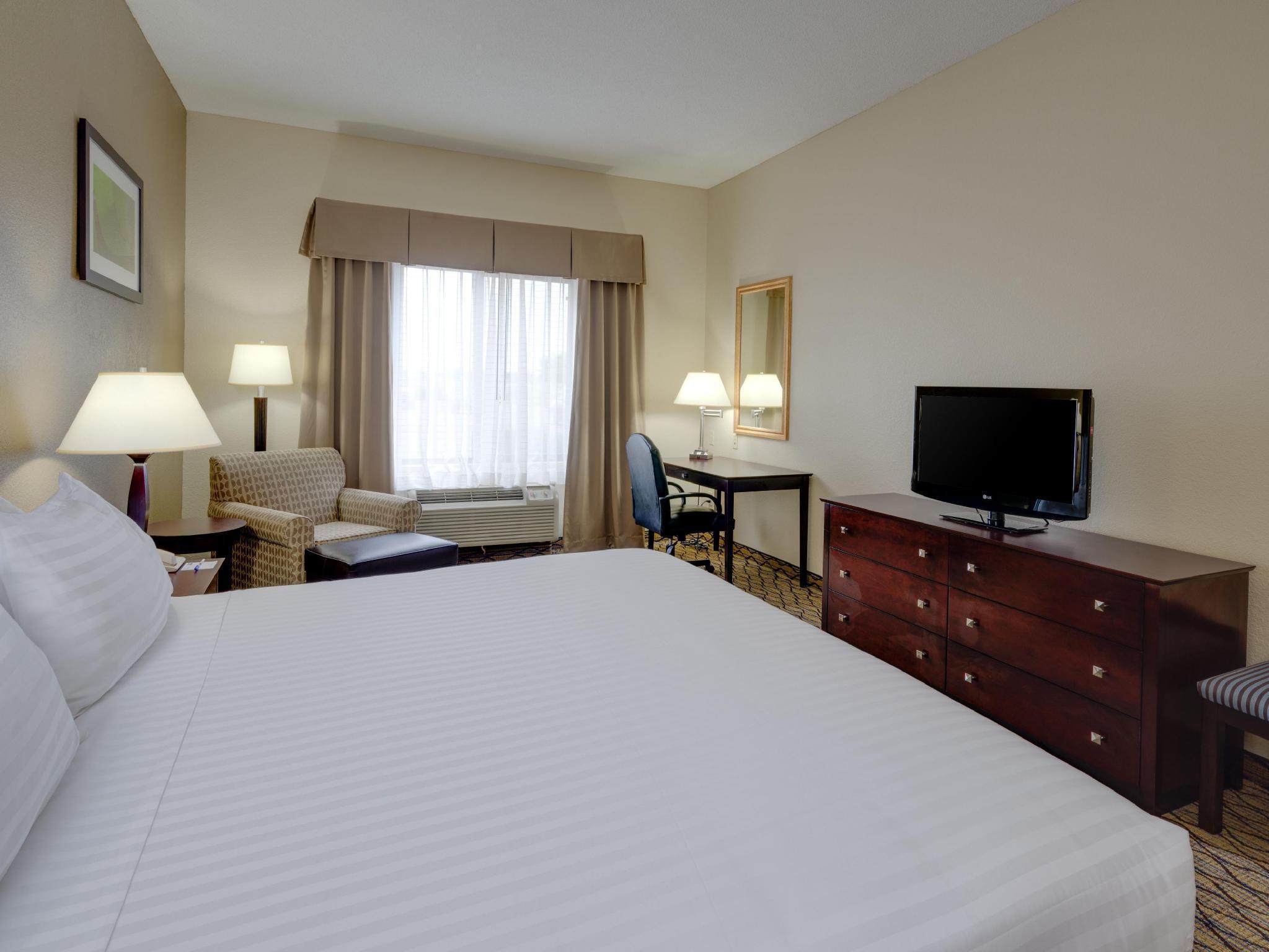 Holiday Inn Express Charles Town By Ihg Shenandoah Junction Exterior photo