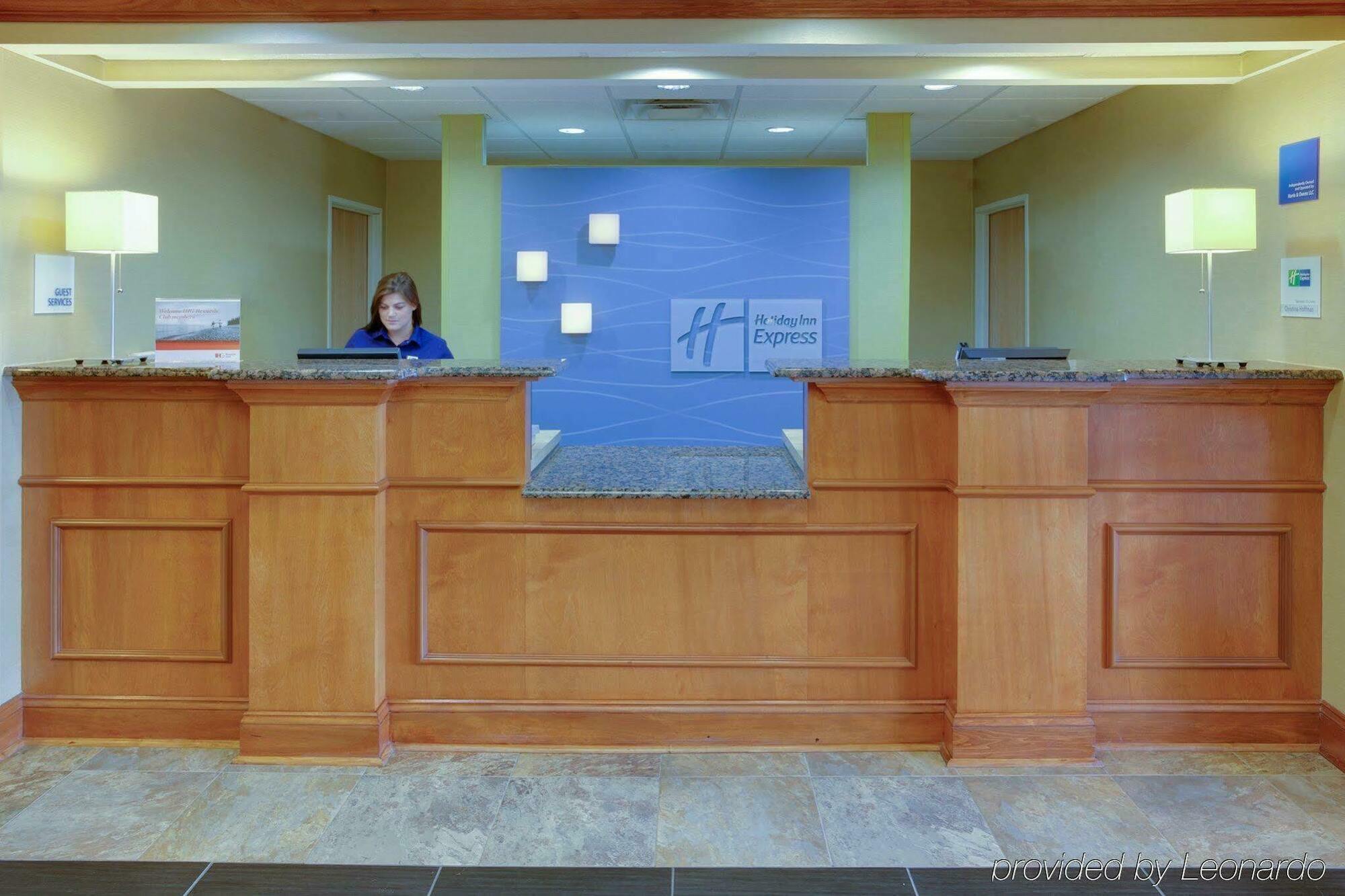 Holiday Inn Express Charles Town By Ihg Shenandoah Junction Exterior photo